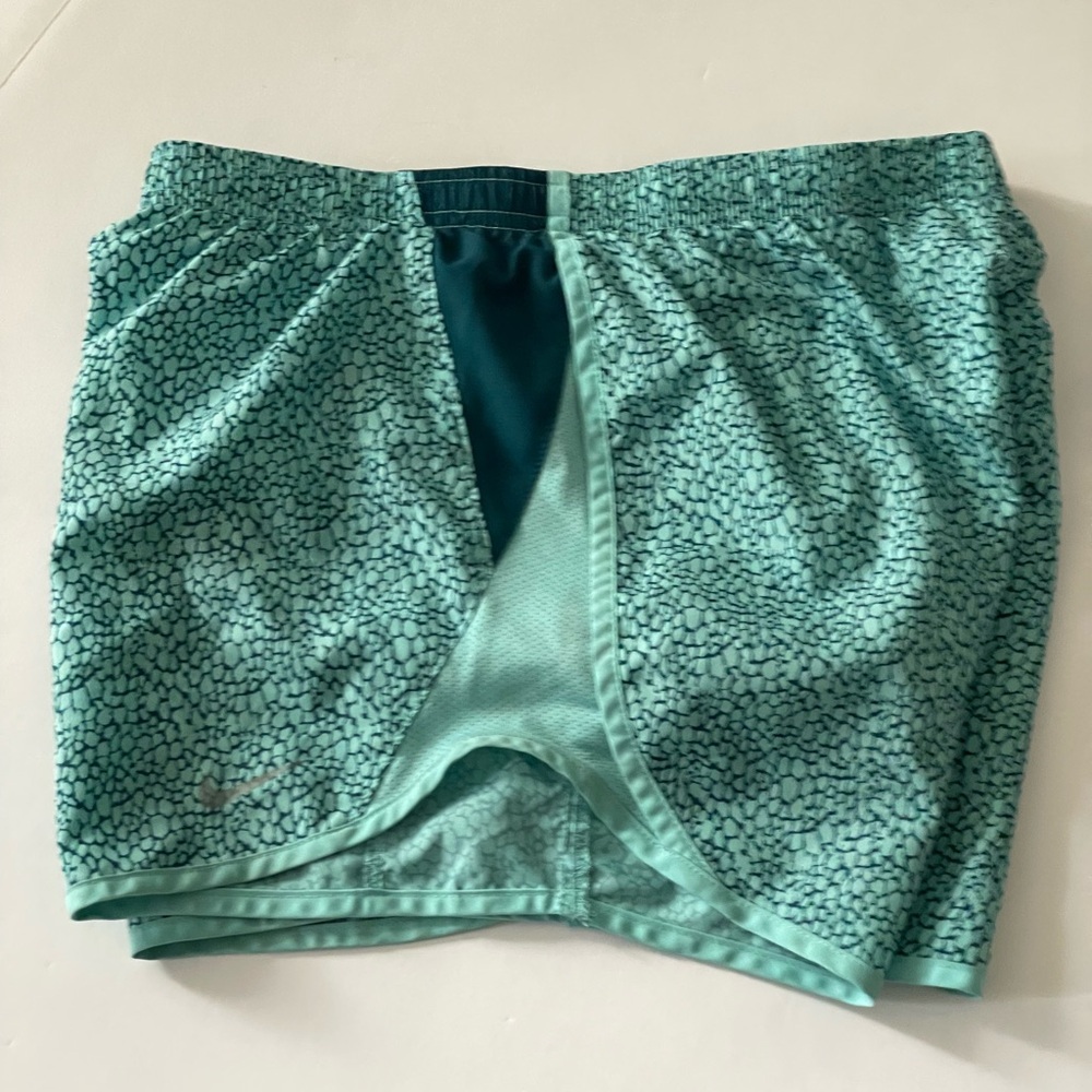NIKE Dri-Fit Running Tempo Shorts Athletic. Green Teal. Geometric Dots XS